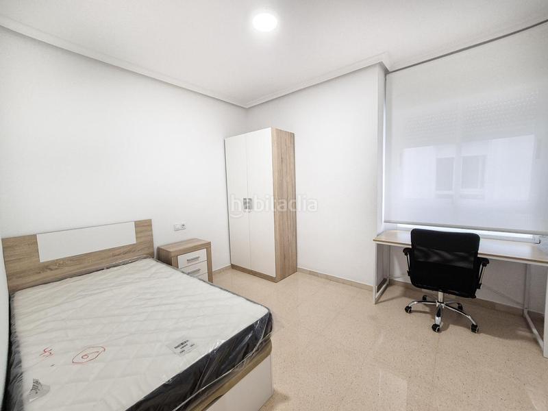 Foto 902d53cb-1829-473f-ad9d-d721a6e333de. Alquiler planta baja alquiler habitaciones para estudiantes ceu san pablo, elche en Elche / Elx