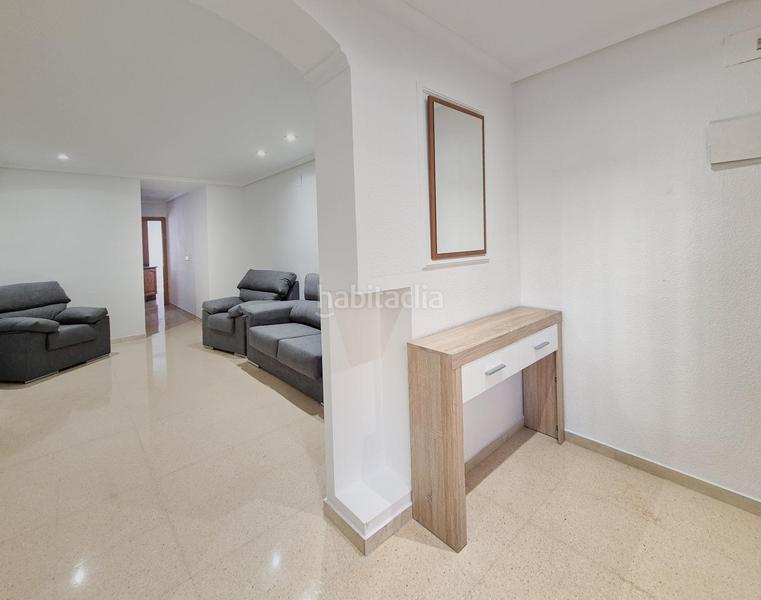 Foto 13181dbc-c297-4852-946f-a807fb497a29. Rent ground floor with parking in Sector V Elche / Elx
