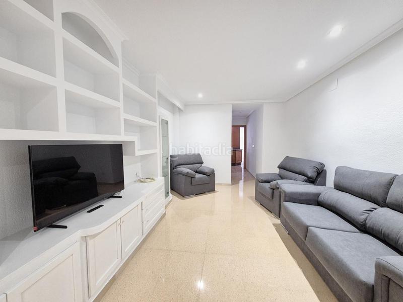 Foto 2c47b2a5-08bb-4aa6-87c0-70022b9f4867. Rent ground floor with parking in Sector V Elche / Elx