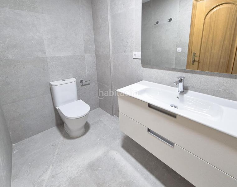 Foto 6fcdd579-9353-4d6e-95e7-4bf2f3c3b8b1. Rent ground floor with parking in Sector V Elche / Elx