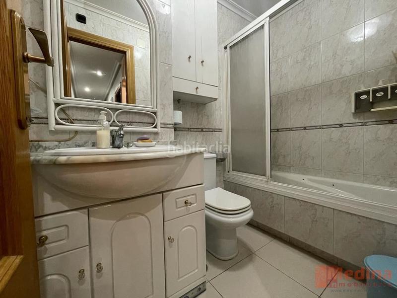 Foto e0b350e7-02b4-4dd0-b94f-e4953b9e13c9. Alquiler piso oportunidad piso en alquiler zona raval en Elche / Elx