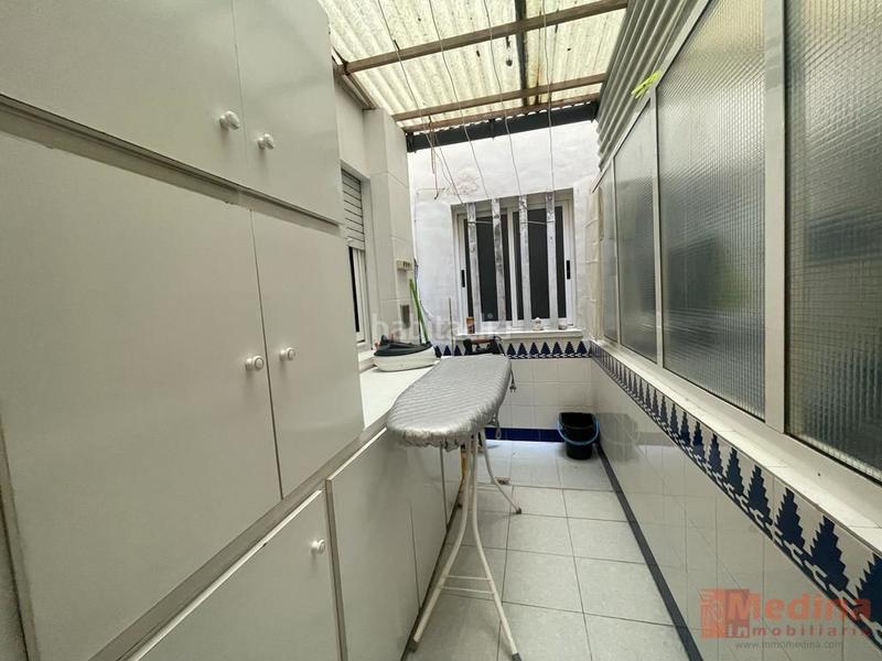 Foto f7a0848d-37de-44e0-bfa5-014223576a98. Alquiler piso oportunidad piso en alquiler zona raval en Elche / Elx