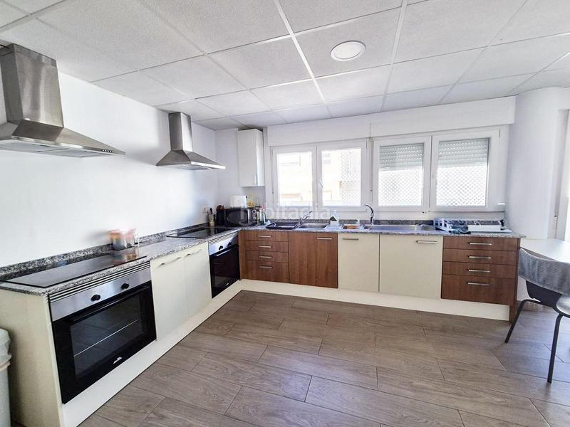 Foto c17b4312-be7b-4cc9-9e95-208e78d9d64f. Alquiler piso residencia de estudiantes Altabix en Elche / Elx