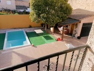 Casa a Monòver. Singular  casa de pueblo en xinorlet,  con piscina, única en la