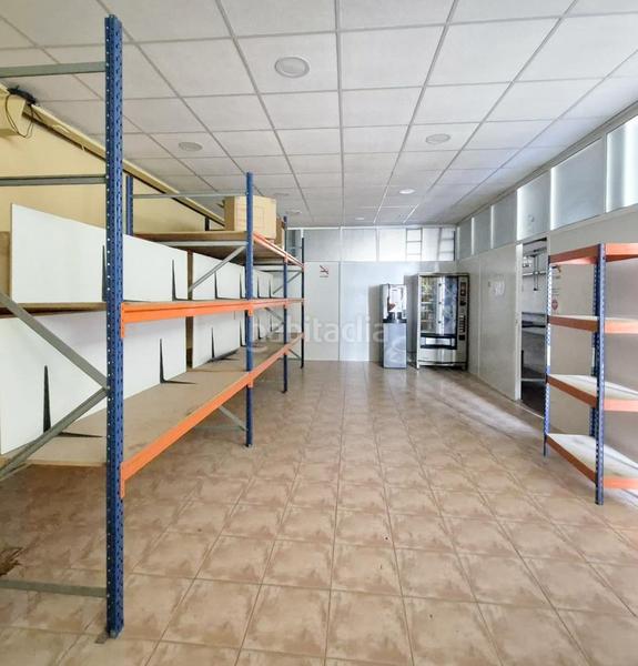 Foto 8750d443-9f36-40ed-b0a6-e4b8f1130b21. Location bâtiment à usage industriel dans San Crispín Elche / Elx