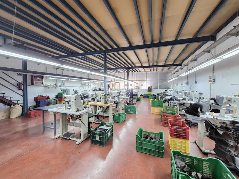 Foto 2dec8db9-26c8-4439-a60a-69169d4fb9b3. Miete fabrikhalle in San Crispín Elche / Elx