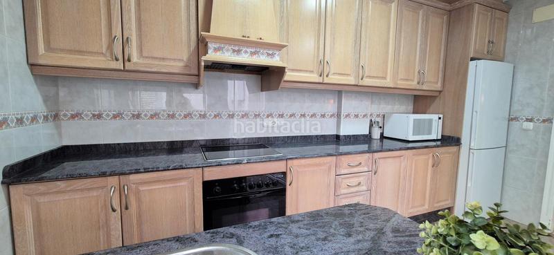Foto 0490cc67-0067-4861-954a-d9c799ea55b0. Casa en exclusiva!! adosado en Altabix con buhardilla, sótano y terrazas en Elche / Elx