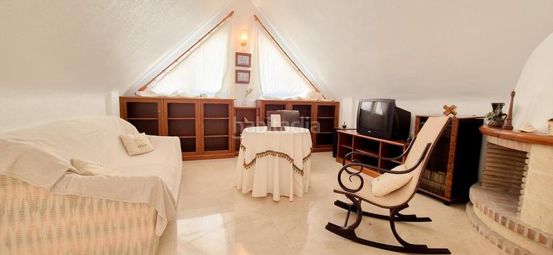 Foto 401d99ce-e583-4a25-b82b-cebb3e309226. Casa en exclusiva!! adosado en Altabix con buhardilla, sótano y terrazas en Elche / Elx