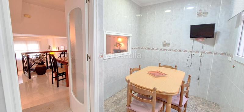 Foto ae644a00-42ba-4830-b01b-d484f513806b. Casa en exclusiva!! adosado en Altabix con buhardilla, sótano y terrazas en Elche / Elx