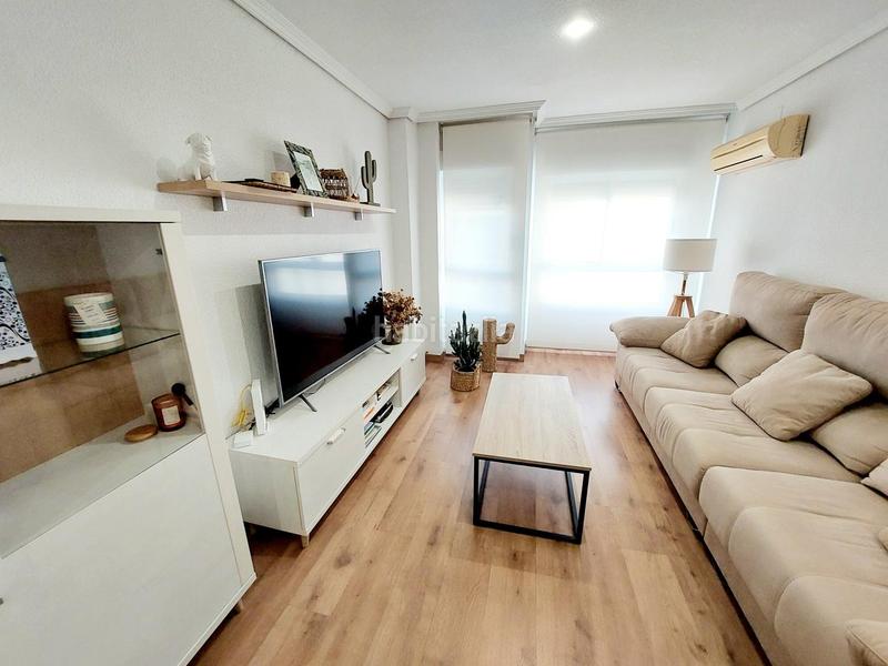 Foto 1e05f383-2a5a-412f-930e-baec16feacce. Appartement dans Reina Victoria - Miguel Hernández Elche / Elx