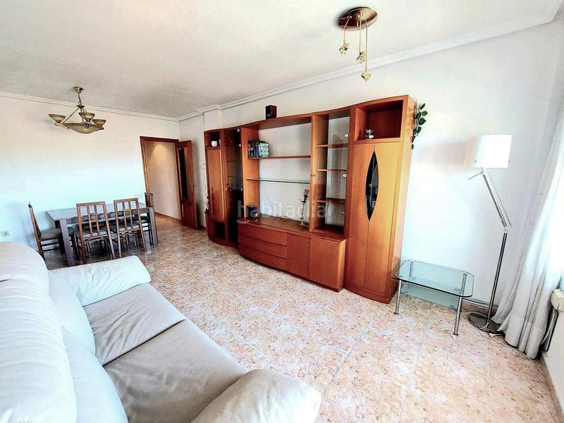 Foto 750b8925-b43a-42ce-a882-cbdeeafc130d. Rent flat in Altabix Elche / Elx