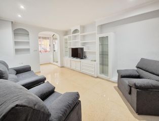 Rent Ground floor in Sector V. Gran oportunidad de alquiler! dúplex amplio y totalmente reforma