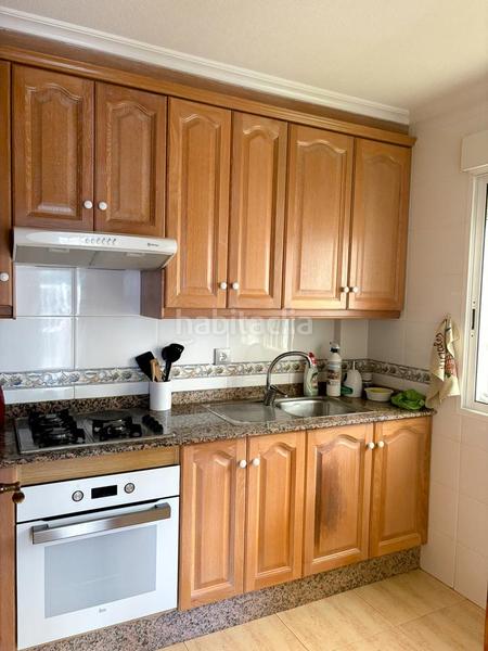 Foto e2e4ebbf-9f53-4679-a4a9-0a4f563bfcc1. Alquiler casa vivienda en alquiler en Gran Playa Santa Pola