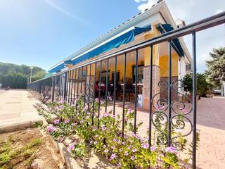 Haus in Alzabares. Chalet zona maitino a 3 min de elche