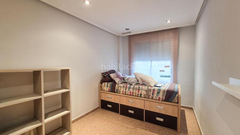 Foto 3c457284-de48-4b0e-a4e7-4fc8844da922. Ground floor in Reina Victoria - Miguel Hernández Elche / Elx