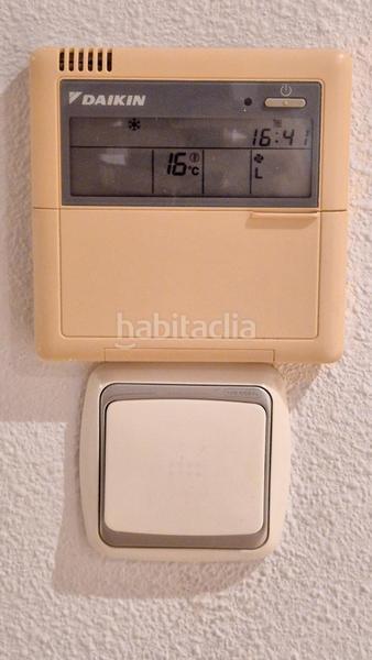 Foto d2525c95-cee3-4c53-bc84-69ea2102ae64. Ground floor in Reina Victoria - Miguel Hernández Elche / Elx