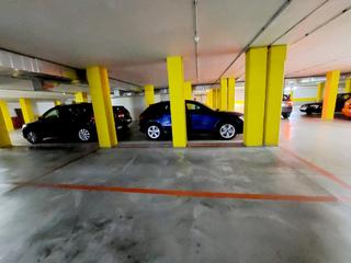 Aparcament cotxe  Carrer josé luis navarro campello. Plaza de garaje en venta  zona porcelanosa elche