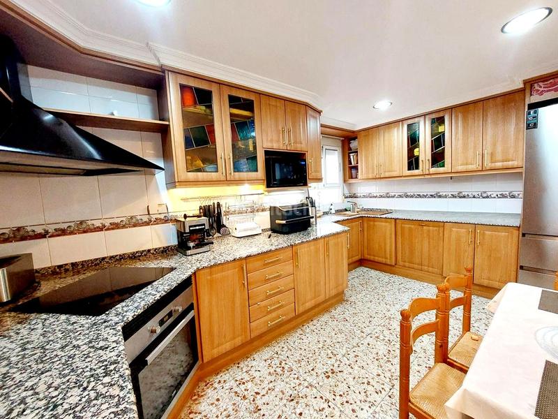 Foto 0ea6d89a-6299-4348-bd6d-02c65bbb5143. Pis a Plaza Crevillente - Antiguos Juzgados - El Asilo Elche / Elx