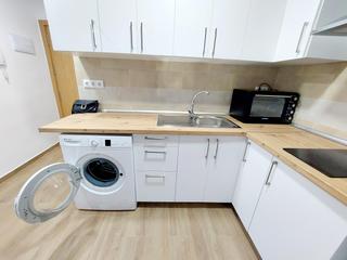 Lloguer Estudi a Reina Victoria - Miguel Hernández. Céntrico apartamento reformado y luminoso.