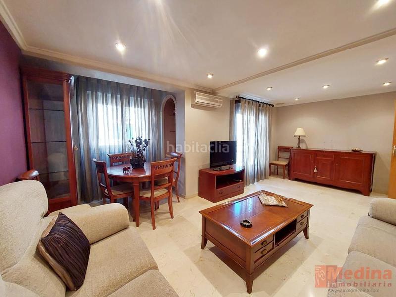 Foto 5921b8bd-cd22-4f2d-9146-3f685a02beef. Rent flat in Reina Victoria - Miguel Hernández Elche / Elx