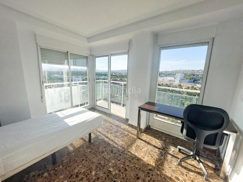 Foto 125bc273-4e03-4f75-916e-fa6093df163b. Location appartement avec parking dans Altabix Elche / Elx