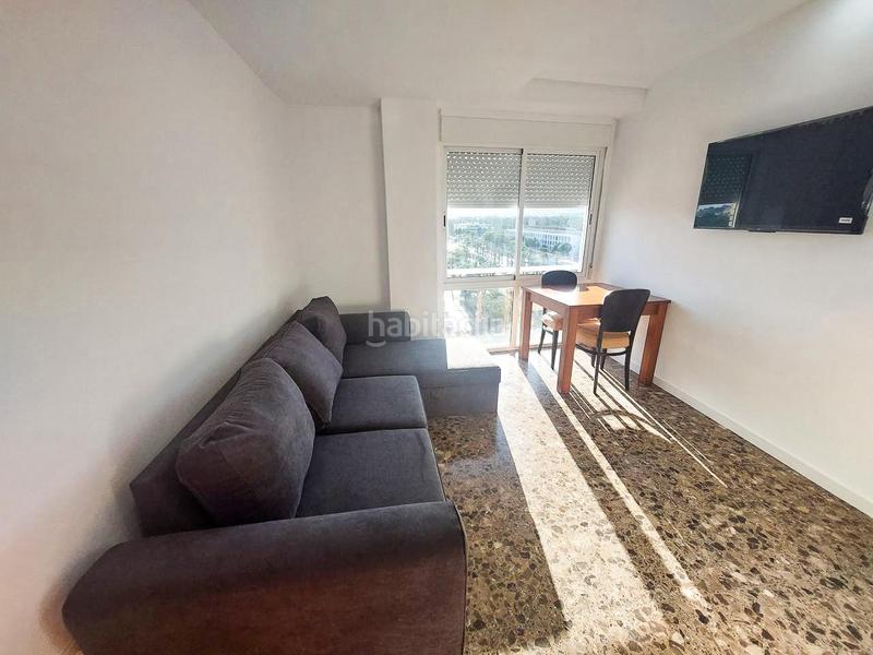 Foto f60b79a3-6fb0-4fb3-8fe8-7b7b64661693. Location appartement avec parking dans Altabix Elche / Elx