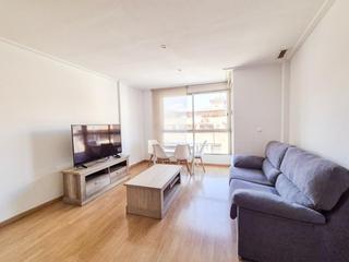 Piso en Plaza Crevillente - Antiguos Juzgados - El Asilo. Acogedora vivienda en zona asilo