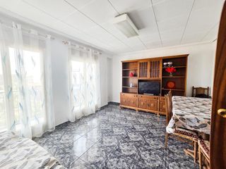 Location Appartement  D'alacant. Piso amplio en altabix elche  ideal para estudiantes umh  opción