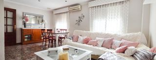 Lloguer Pis a Plaza Crevillente - Antiguos Juzgados - El Asilo. Alquiler de vivienda  zona plaza de crevillente