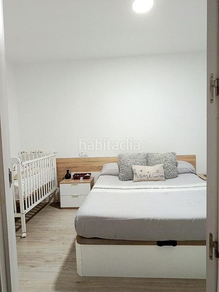 Foto dbb50ddf-20c6-46c1-b6af-635b6415610f. Planta baixa a Centro Elda