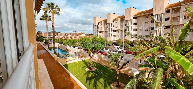 Foto a5979c81-3d3b-4388-a493-137d4c1906ab. Lloguer pis amb piscina a Alicante golf Alicante