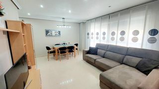 Lloguer Pis a Carrús Oeste. Alquiler de vivienda en zona plaza de madrid