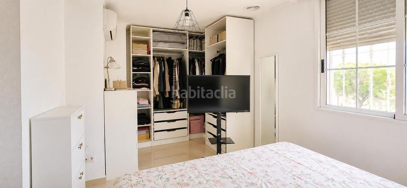 Foto 44bcb762-e9fa-424e-a5b3-f011ecf0b6d6. Casa amb aparcament piscina a Ciutat Universitària Elche / Elx