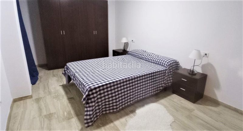 Foto aea3061c-0ee3-4ca4-a253-cf1f34a9864f. Alquiler piso  seminuevo en alquiler en zona Altabix en Elche / Elx