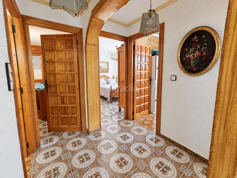 Foto 5fa7c915-7988-4b5a-8543-a784b1459833. Casa amb aparcament a Perleta - Maitino Elche / Elx