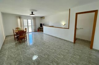 Reihenhaus in Pont D´Inca. Adosado en venta con 4 habitaciones, 3 baños, 2 terrazas y parki