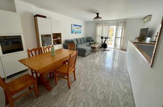 Semi detached house in Pont DInca. Adosado con distribucion inversa en zona cas capita