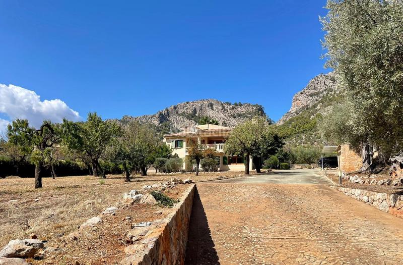 Foto b585c51e-6b4a-4fd2-95fc-b4cda822d650. Casale con riscaldamento parcheggio piscina in Bunyola