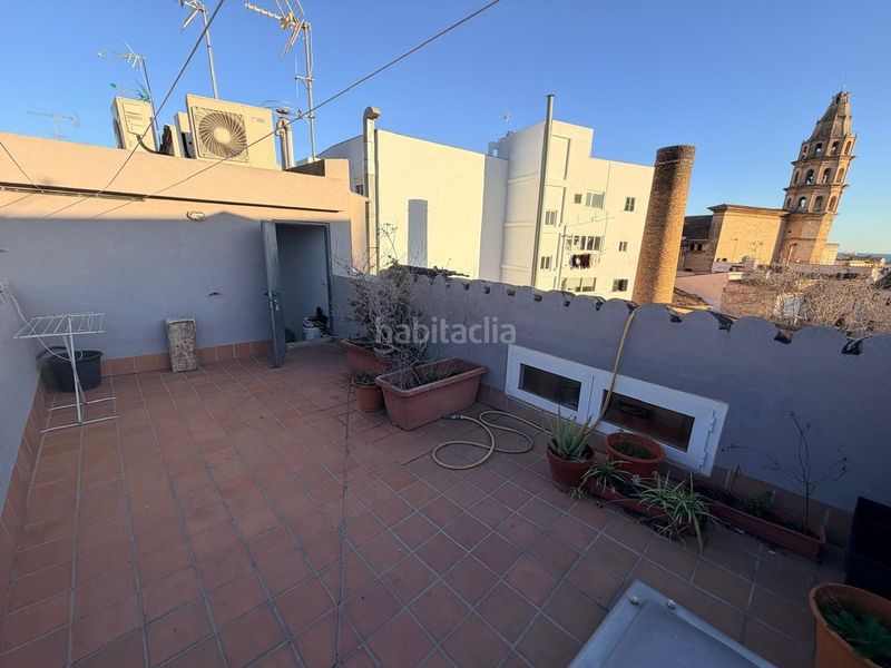 Foto b6fa234f-91c4-43f5-9f58-54bad6f487e2. Àtic amb calefacció a El Sindicat Palma de Mallorca