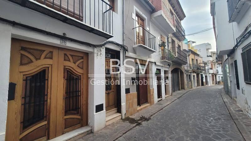 Foto 0d6f729b-dec7-4f0d-a88f-629e4c034698. Casa a schiera in carrer de les eres 36 in Serra