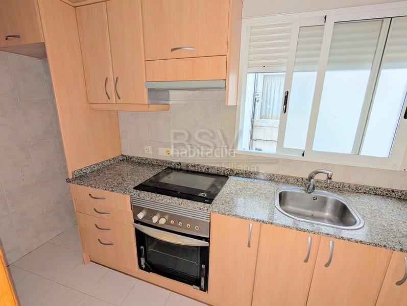 Foto 4464eeed-b45d-438b-8cd0-b64b665e947d. Appartement dans de francisco valldecabres 59 dans El Mercado Manises