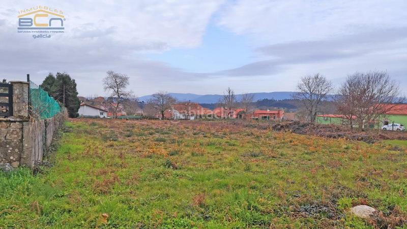 Foto b4a9c059-8342-4c8a-a7d1-0b06d8c088f7. Terrain résidentiel dans O Milladoiro Ames