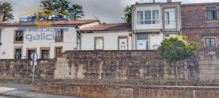 Casa adossada  De sar. Oportunidad!!!!