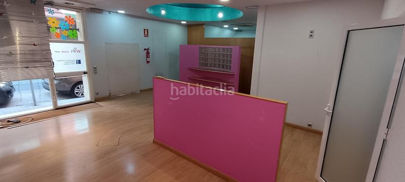 Foto dda7d3e4-e271-4b76-a5ae-227df3ef5f7d. Business premise in Horta Barcelona