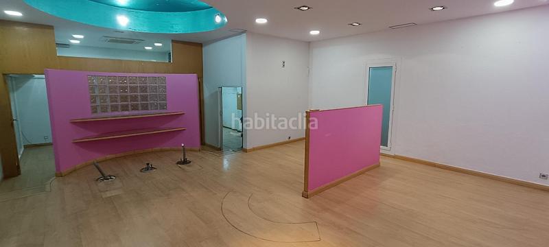 Foto b6839bdb-0b0b-4a16-b33e-37650a41d5c4. Locale commerciale in Horta Barcelona