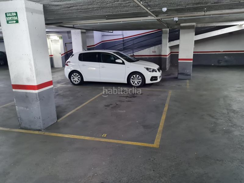 Foto 613b9e28-6bf4-469a-b267-492531cb9bd3. Parking coche en maragall 268 en Vilapicina - Torre Llobeta Barcelona