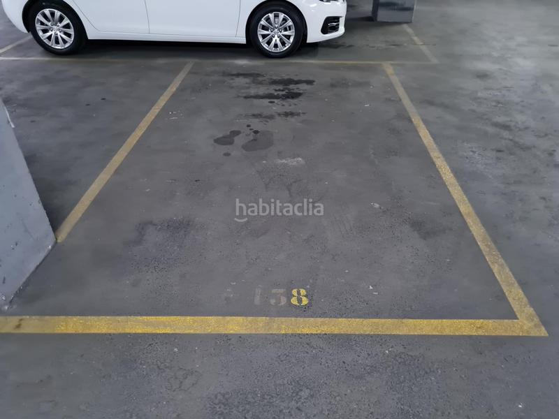 Foto ca4df49f-11fa-4eb3-a53c-d79ef3277fa1. Parking coche en maragall 268 en Vilapicina - Torre Llobeta Barcelona
