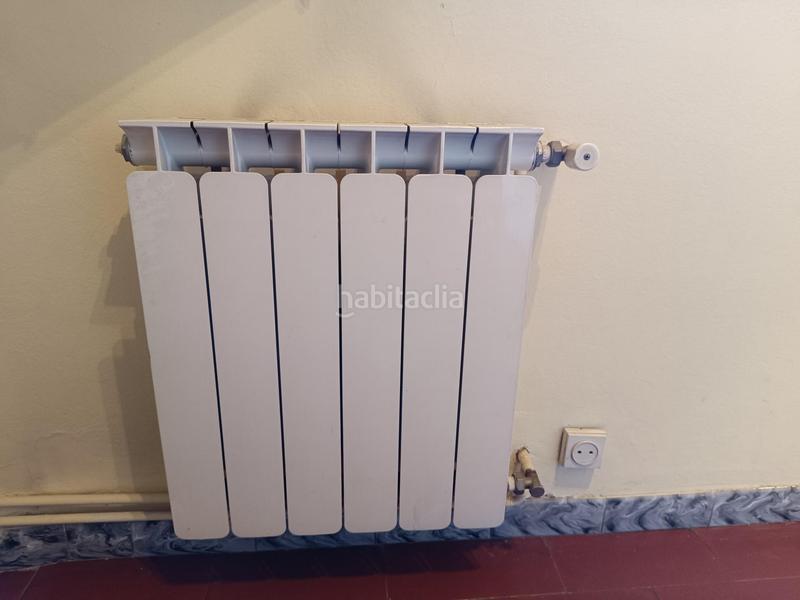 Foto 55f590e4-27c5-4246-ad3e-68681383c4f6. Casa adossada amb calefacció aparcament a Sant Andreu de Palomar Barcelona