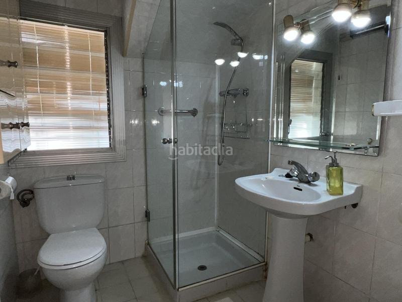 Foto ff8e57ef-5a7b-4d54-92b2-7febd3089673. Casa adossada amb calefacció aparcament a Sant Andreu de Palomar Barcelona