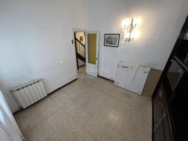 Foto 311b5c40-0cb2-4a8f-8093-af1367575d01. Casa adosada chalet con carácter, tu oasis urbano donde los sueños encuentran hogar. en Barcelona